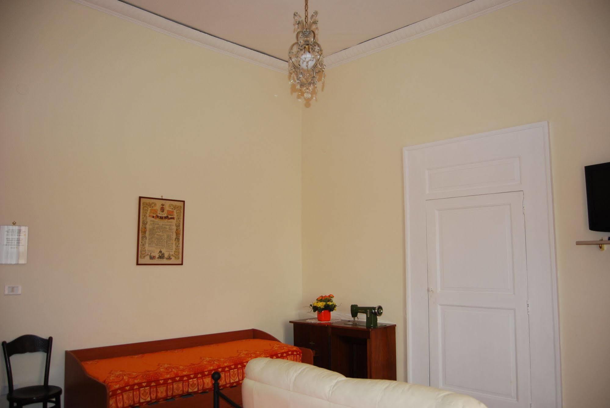 Casa Mariella 3* Napoli